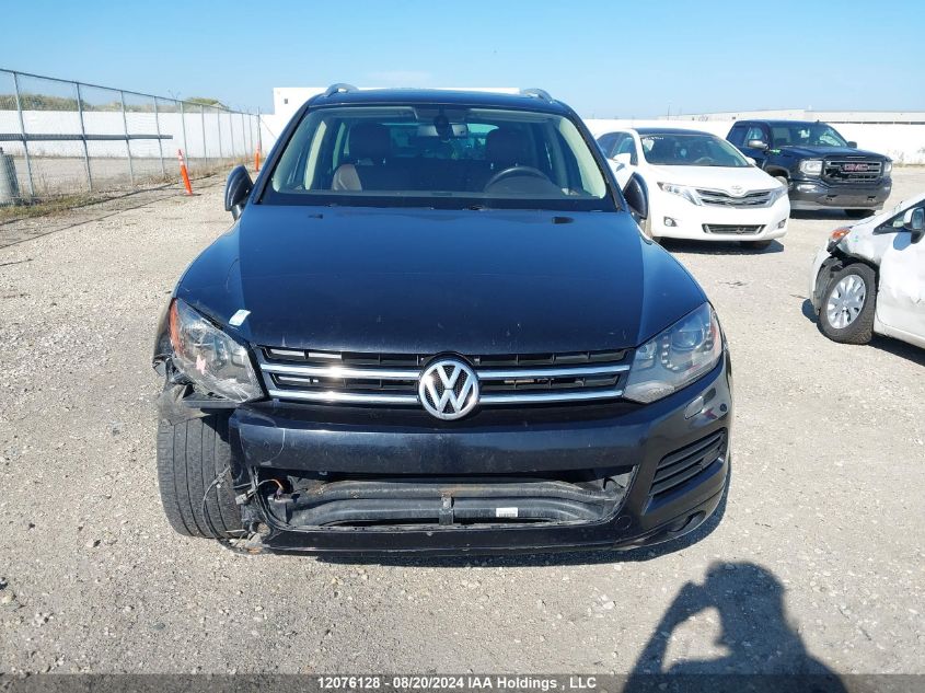 2013 Volkswagen Touareg VIN: WVGEF9BP4DD008227 Lot: 12076128