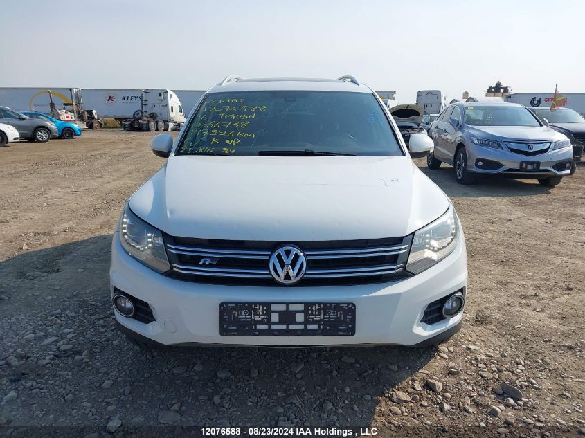 2016 Volkswagen Tiguan Comfort/High/R-Line/Sp Ed VIN: WVGJV7AX0GW066738 Lot: 12076588