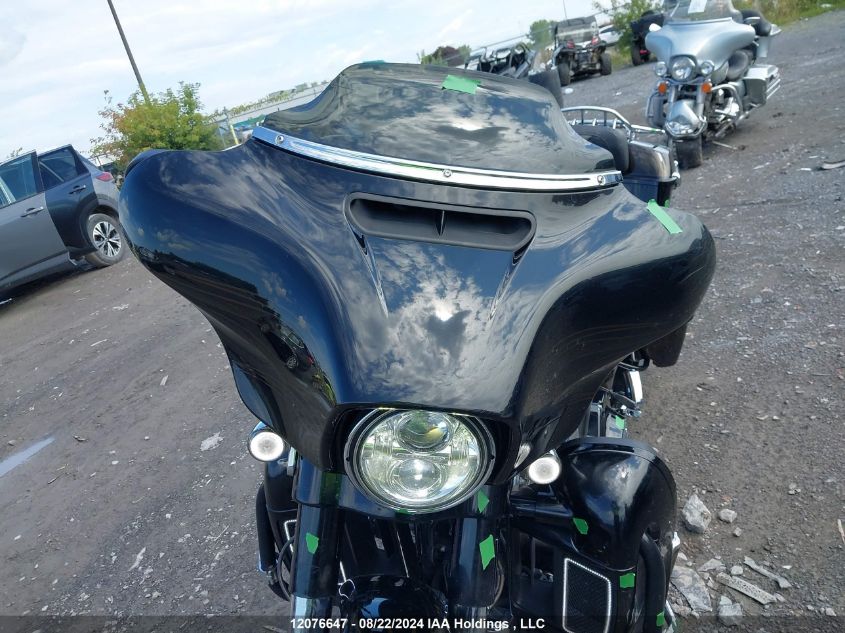 2015 Harley-Davidson Flhxse Cvo Street Glide VIN: 5HD1PXNA0FB963527 Lot: 12076647