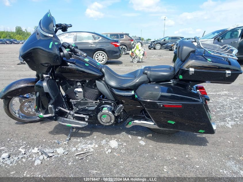 2015 Harley-Davidson Flhxse Cvo Street Glide VIN: 5HD1PXNA0FB963527 Lot: 12076647