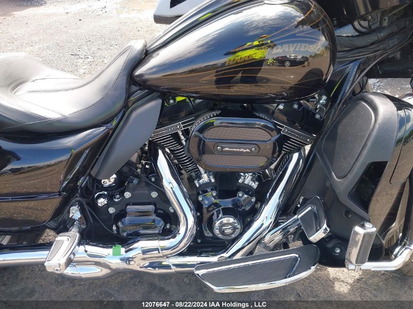 2015 Harley-Davidson Flhxse Cvo Street Glide VIN: 5HD1PXNA0FB963527 Lot: 12076647