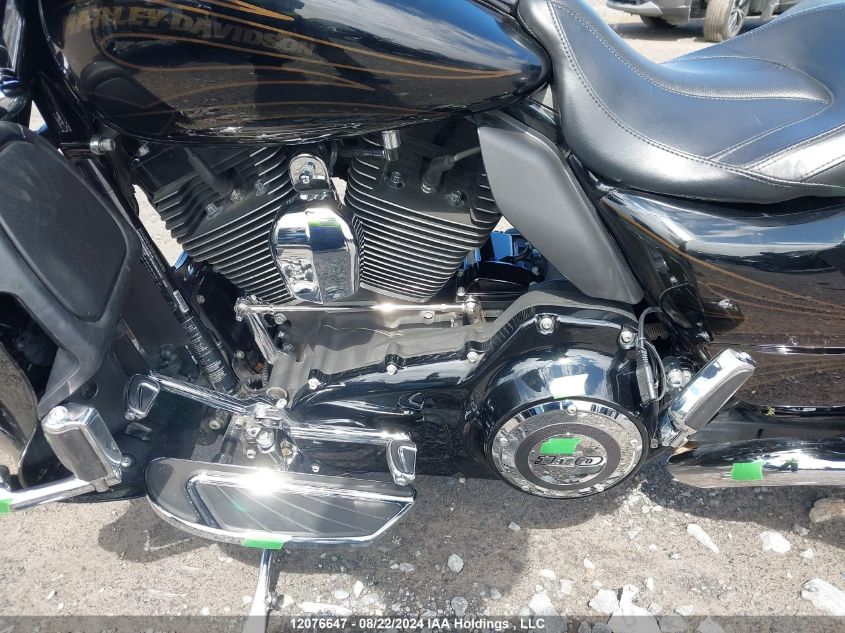 2015 Harley-Davidson Flhxse Cvo Street Glide VIN: 5HD1PXNA0FB963527 Lot: 12076647