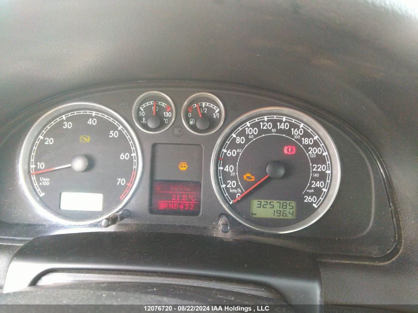 2003 Volkswagen Passat VIN: WVWPD63B03P112571 Lot: 12076720