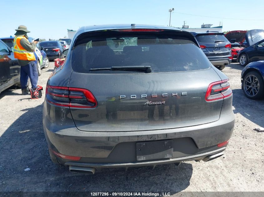 2017 Porsche Macan VIN: WP1AA2A58HLB81316 Lot: 12077295