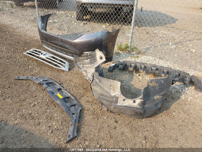 2013 Toyota Highlander Plus/Se VIN: 5TDBK3EH8DS190233 Lot: 12077599