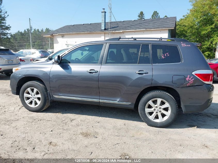 2013 Toyota Highlander Plus/Se VIN: 5TDBK3EH0DS216873 Lot: 12078836