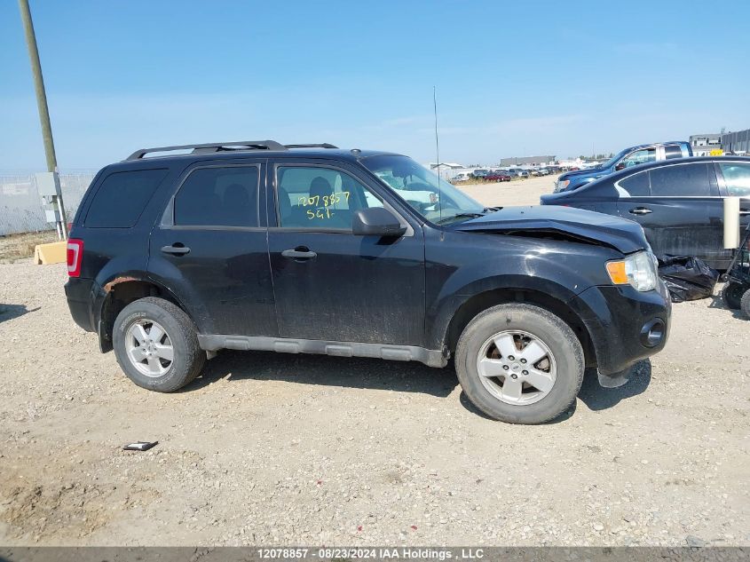 1FMCU0D7XAKD29671 2010 Ford Escape Xlt