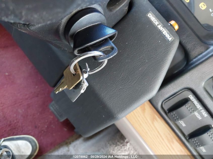 2001 Ford F550 Super Duty Stripped Chass VIN: 1FCNF53S010A06431 Lot: 12078862