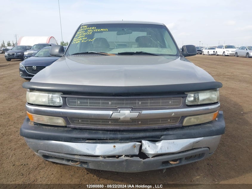 2000 Chevrolet Silverado VIN: 2GCEK19T5Y1107032 Lot: 12080880