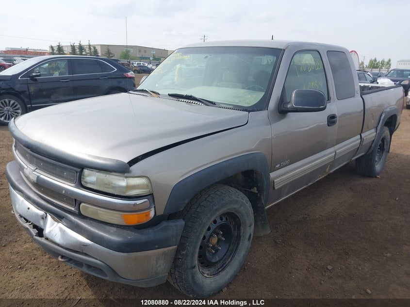 2000 Chevrolet Silverado VIN: 2GCEK19T5Y1107032 Lot: 12080880