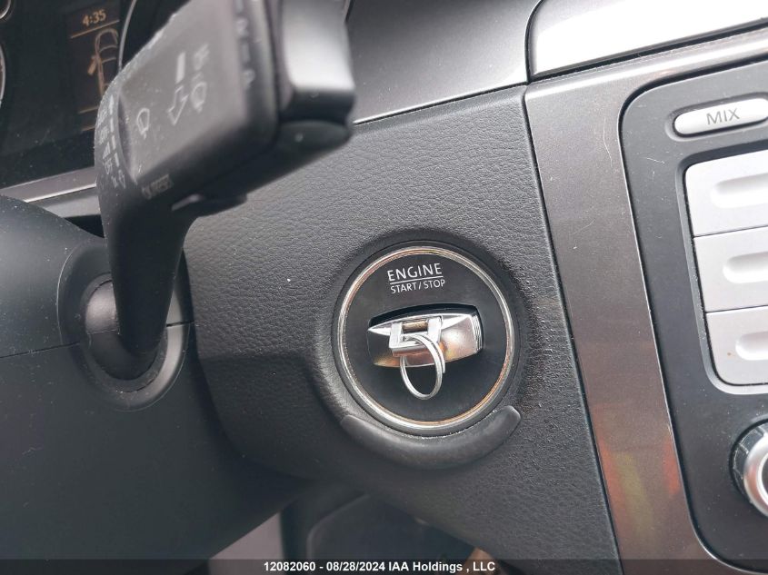 2010 Volkswagen Passat 2.0T VIN: WVWAK9AN1AE034238 Lot: 12082060