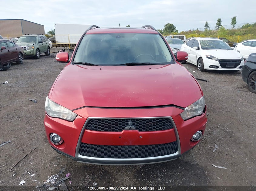 2013 Mitsubishi Outlander VIN: JA4JT5AX4DU607760 Lot: 12083409