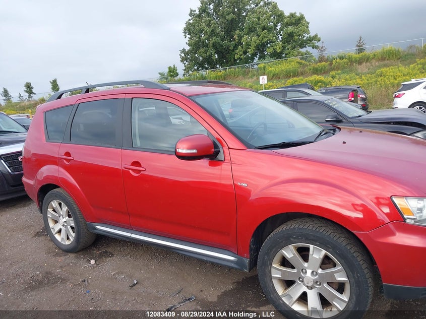 2013 Mitsubishi Outlander VIN: JA4JT5AX4DU607760 Lot: 12083409