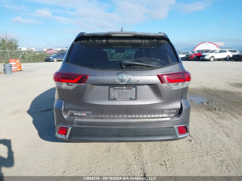 5TDJZRFH1KS601817 2019 Toyota Highlander Se/Xle