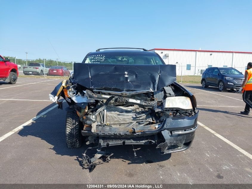 2A8HR64X18R842410 2008 Chrysler Town & Country Limited