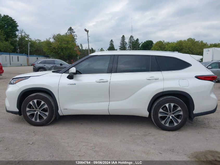 2020 Toyota Highlander Hybrid Xle VIN: 5TDGBRCH4LS011812 Lot: 12084764