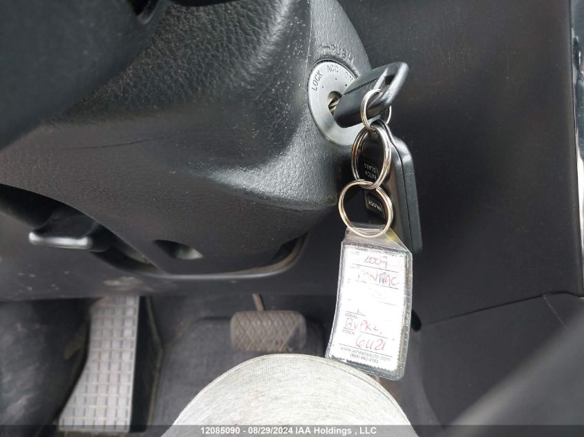 2007 Pontiac Vibe VIN: 5Y2SL65857Z433899 Lot: 12085090