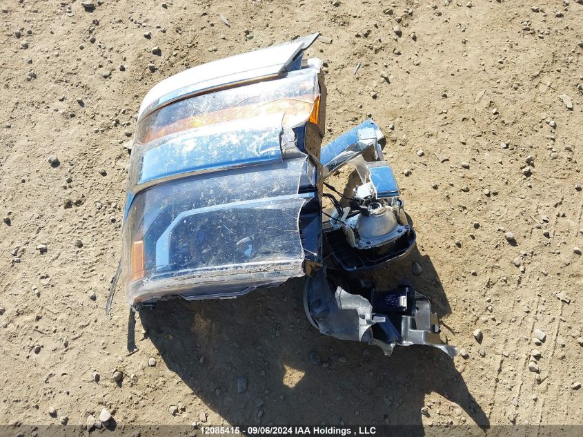 2017 Chevrolet Silverado 1500 VIN: 3GCUKREC3HG310024 Lot: 12085415