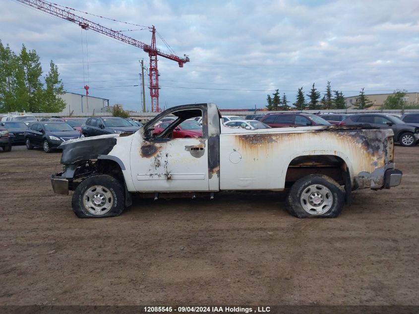 2010 GMC Sierra 2500Hd VIN: 1GT3K0BG0AF135317 Lot: 12085545