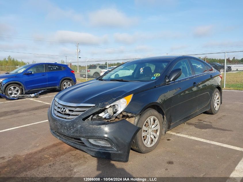 5NPEB4AC2DH623080 2013 Hyundai Sonata Gls