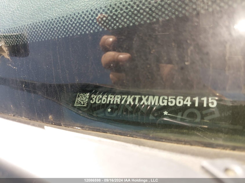 2021 Ram 1500 Classic Tradesman VIN: 3C6RR7KTXMG564115 Lot: 12086598