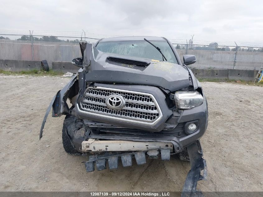 2017 Toyota Tacoma Dbl Cab/Sr5/Trd Sport/Or VIN: 5TFDZ5BN3HX023174 Lot: 12087139