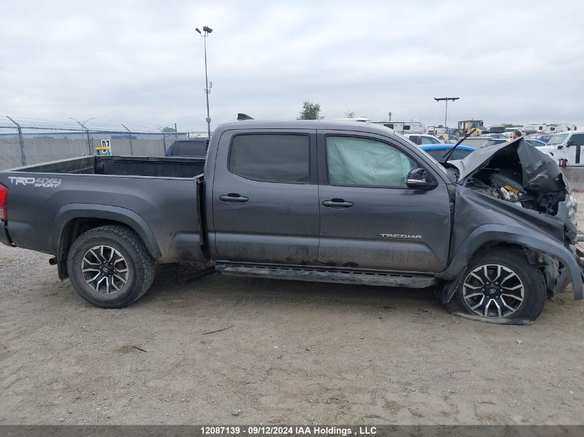 2017 Toyota Tacoma Dbl Cab/Sr5/Trd Sport/Or VIN: 5TFDZ5BN3HX023174 Lot: 12087139