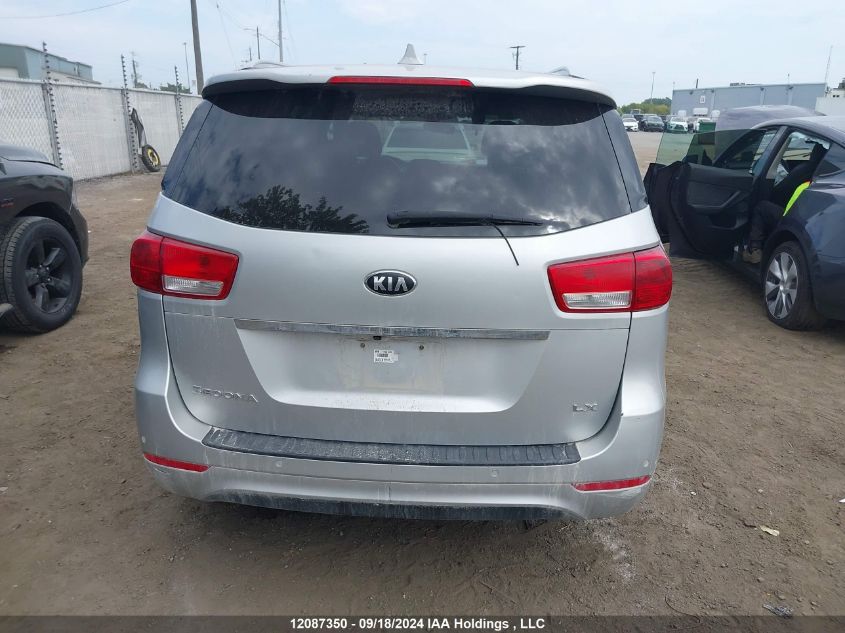 KNDMB5C13J6417740 2018 Kia Sedona