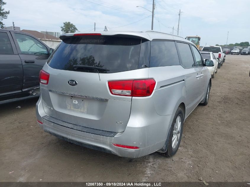 KNDMB5C13J6417740 2018 Kia Sedona