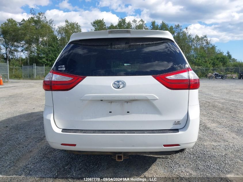 5TDJZ3DC6KS221683 2019 Toyota Sienna Le 7-Passenger