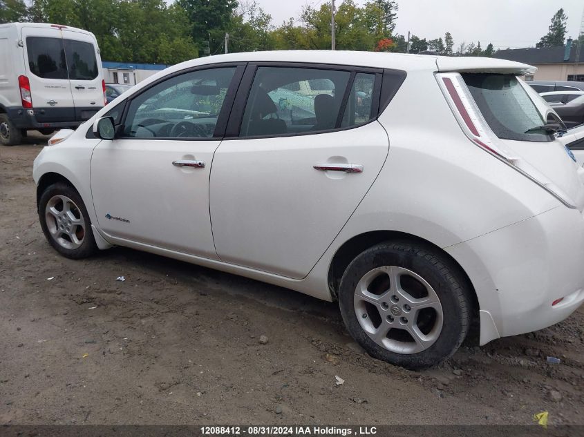 2015 Nissan Leaf VIN: 1N4AZ0CP3FC320588 Lot: 12088412