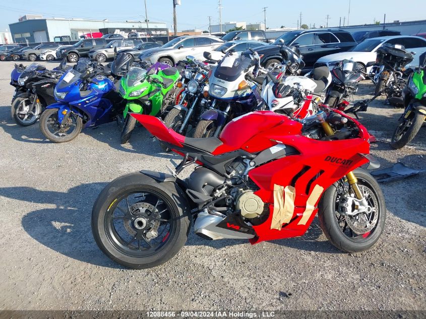 2024 Ducati Panigale V4S VIN: ZDMDAGWW0RB007524 Lot: 12088456