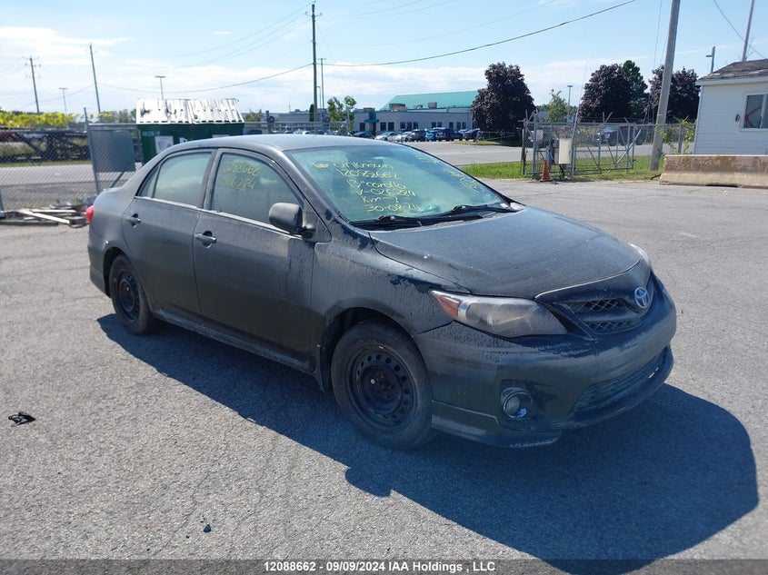 Vin: 2t1bu4ee8dc026284, lot: 2438926, toyota corolla s/le 2013 img_1