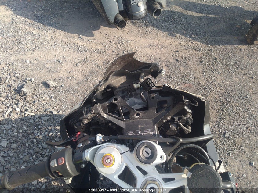 WB1052404DZ039728 2013 BMW S 1000 photo no. 7