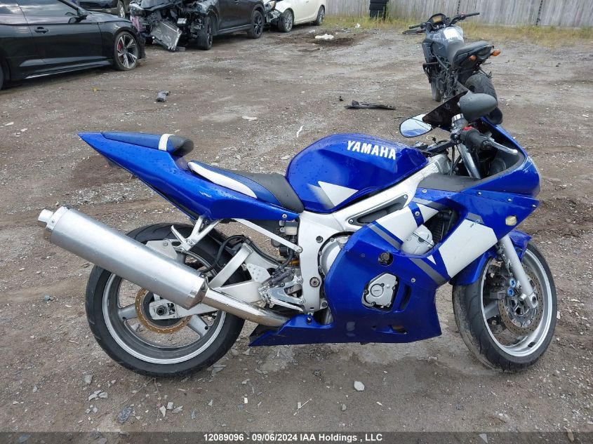 JYARJ04N61A002885 2001 Yamaha Yzfr6 S