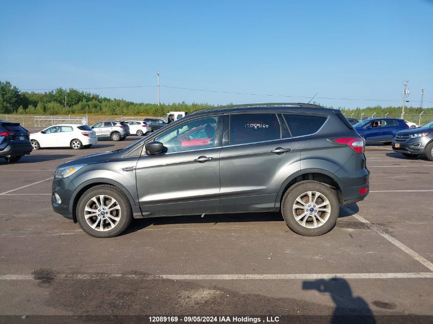 1FMCU0GD8HUA42829 2017 Ford Escape Se