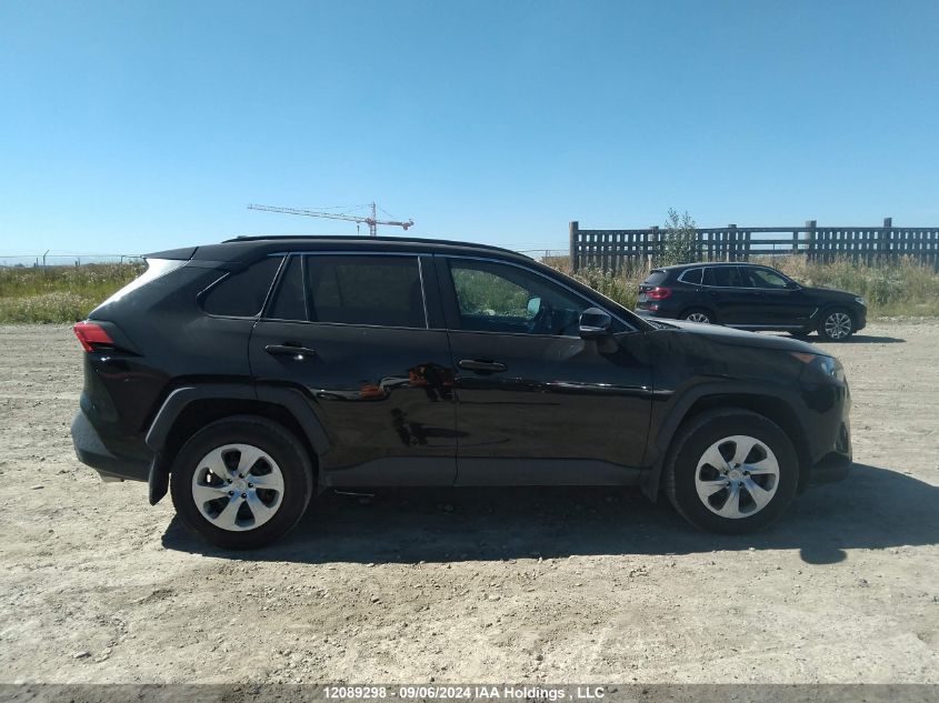 2T3B1RFV4MC227272 2021 Toyota Rav4 Le