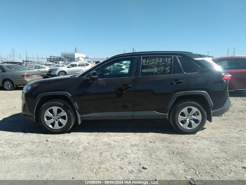 2T3B1RFV4MC227272 2021 Toyota Rav4 Le