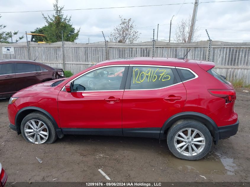 JN1BJ1CP2JW184136 2018 Nissan Qashqai S 4Dr2Wd