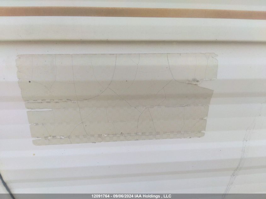 2001 Fleetwood VIN: 1EA1Z242112300009 Lot: 12091764