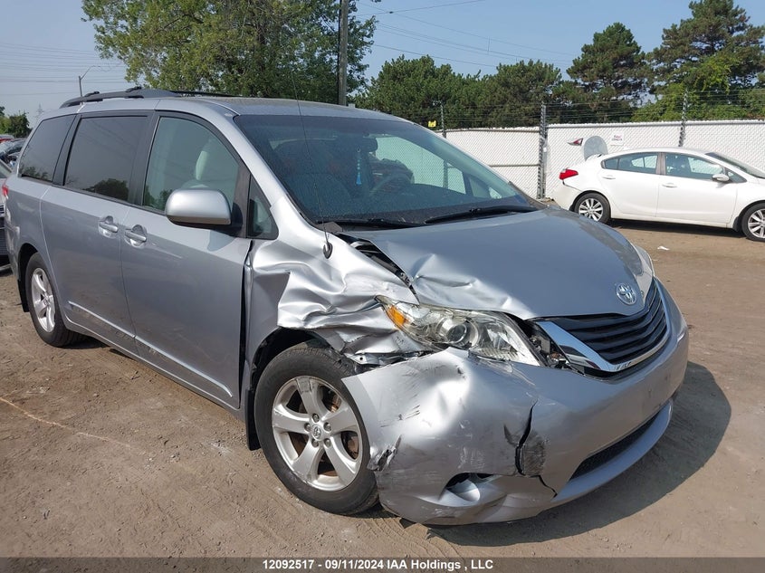 2013 Toyota Sienna Le VIN: 5TDKK3DC4DS303097 Lot: 12092517