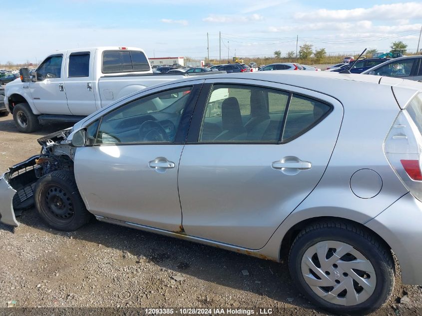 2013 Toyota Prius C VIN: JTDKDTB32D1540374 Lot: 12093385