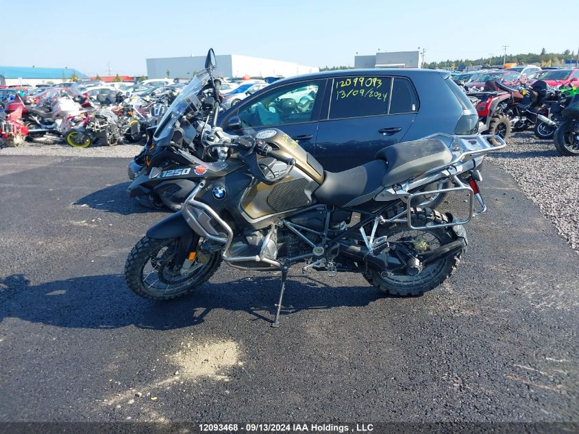 2020 BMW R 1250 Gs Adventure VIN: WB10J5309LZF90365 Lot: 12093468