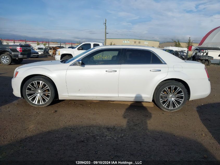 2013 Chrysler 300C Luxury VIN: 2C3CCAST9DH603584 Lot: 12094203