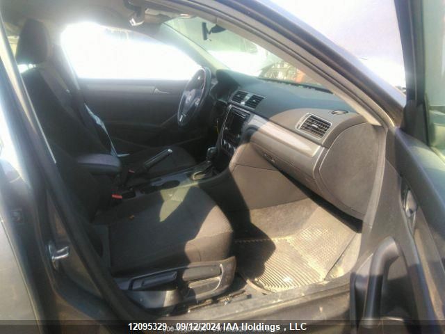 2015 Volkswagen Passat VIN: 1VWAV7A32FC057876 Lot: 12095329