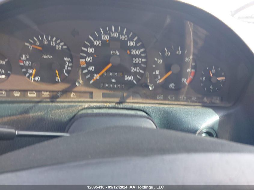 1990 Mercedes-Benz 500 Sl VIN: WDBFA66E4LF011984 Lot: 12095410