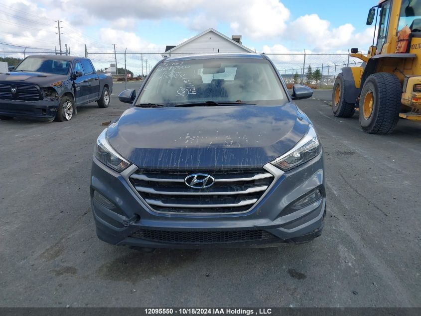 2018 Hyundai Tucson Base 2.0L VIN: KM8J2CA42JU753892 Lot: 12095550