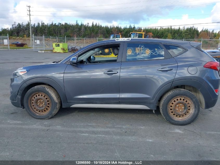 2018 Hyundai Tucson Base 2.0L VIN: KM8J2CA42JU753892 Lot: 12095550