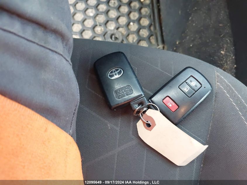 2017 Toyota Tacoma Dbl Cab/Sr5/Trd Sport/Or VIN: 5TFDZ5BN3HX026382 Lot: 12095649