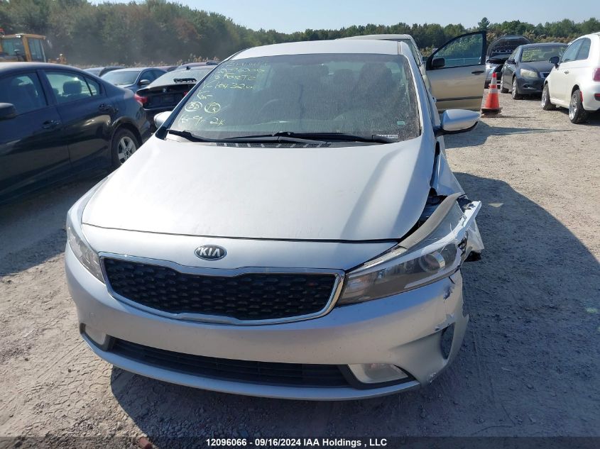 3KPFL4A77JE164326 2018 Kia Forte